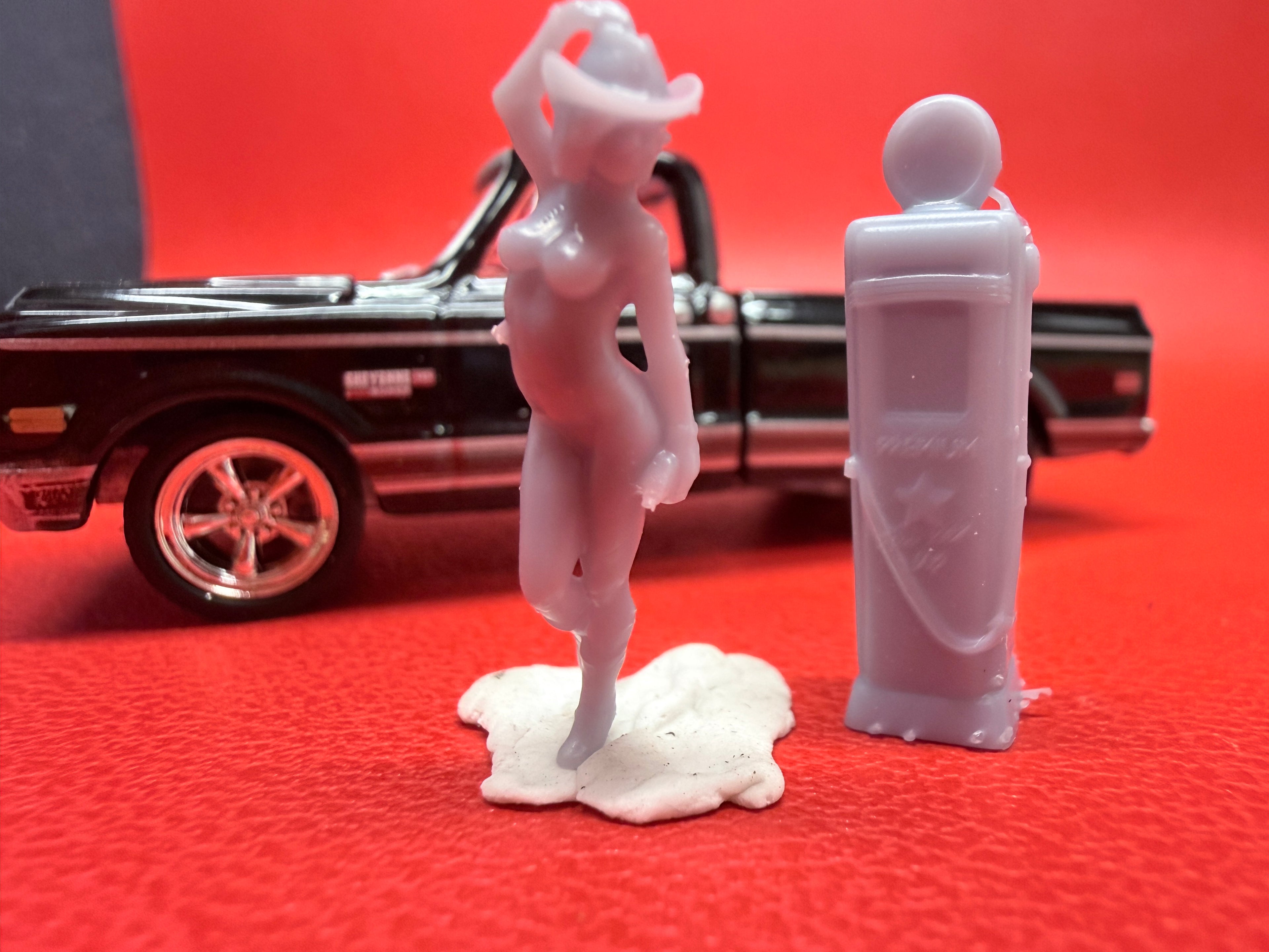 NSFW Pump girl
